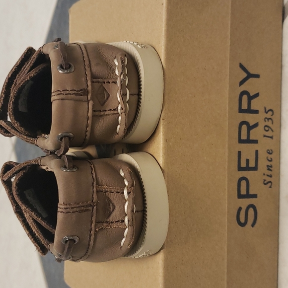 Sperry boys shoes - Picture 3 of 5